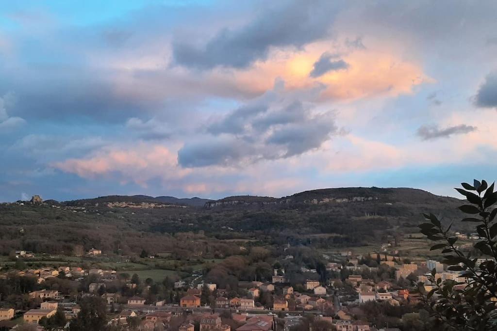 Appartement T.Belle Vue Panoramique Au Coeur Du Luberon 40M2 + Pergola . Jardin. P à Apt Extérieur photo